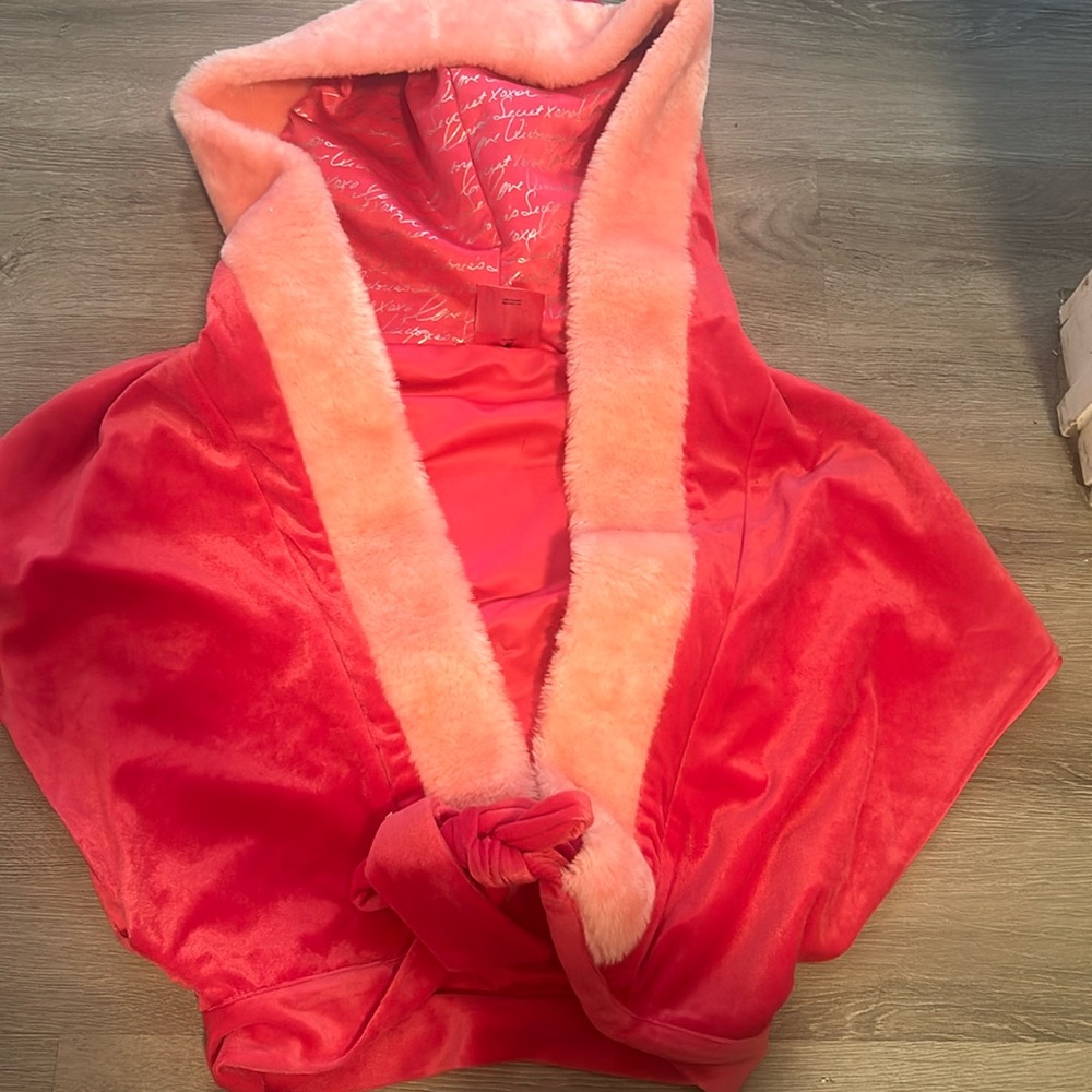 LIMITED EDITION LIKE NEW Victoria Secret SEXY THINGS Santa Jacket SIZE XS/S